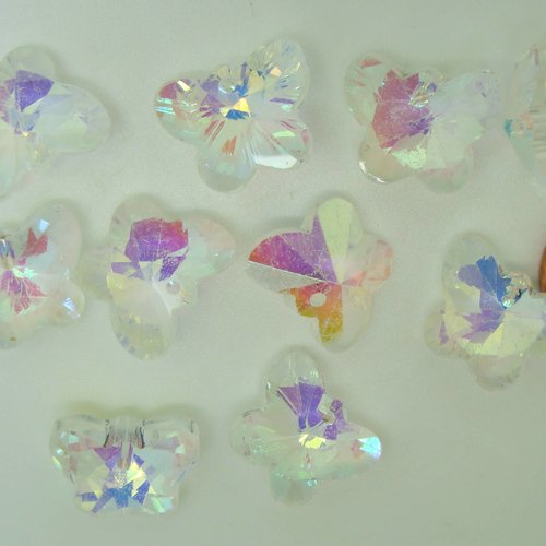 10 breloques papillon transparent 15mm verre facetté métallisé charm perle