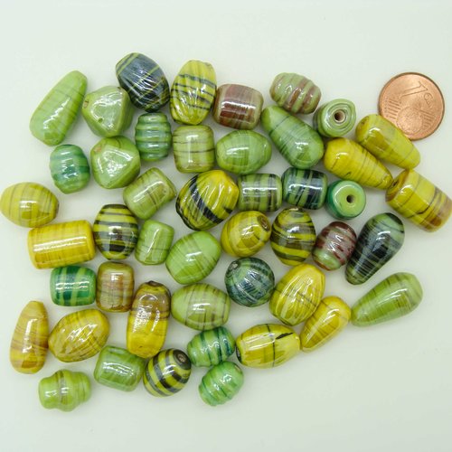 Mix perles tons verts nacrés par 75 grammes en verre lampwork