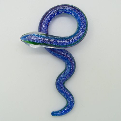 Pendentif serpent bleu foncé 80mm animal en verre lampwork pour création de bijoux collier