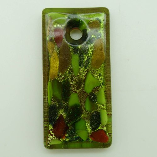 Pendentif rectangle vert 50mm verre avec touches multicolores et dorées et feuille argentée