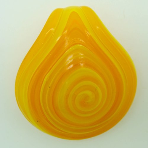 Pendentif rond épais bombé motif spirale jaune et orange 50mm verre lampwork