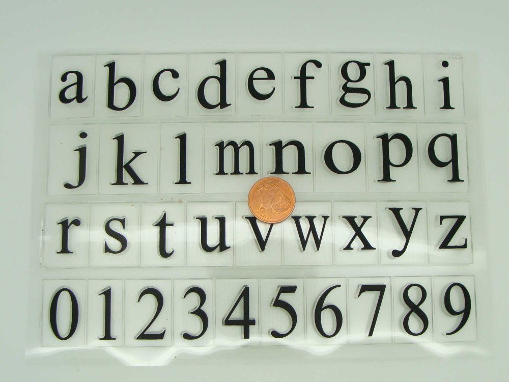 1 planche de tampons clear stamps - lettres alphabet minuscule - chiffres -  Un grand marché