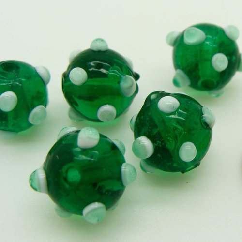 5 perles vert foncé 10mm avec picots bicolores verre lampwork