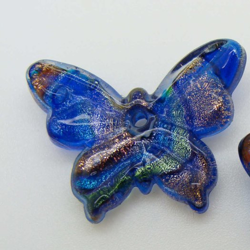 2 mini pendentifs papillon bleu foncé feuille argentée 24mm animal en verre lampwork