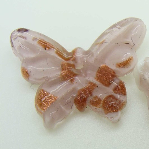 2 mini pendentifs papillon rose touches dorées 24mm animal en verre lampwork