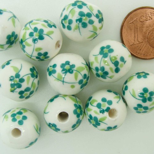 10 perles rondes 12mm porcelaine fond blanc fleurs vert