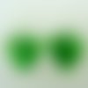 2 mini pendentifs coeur vert fleur volutes blanches 25mm breloque verre