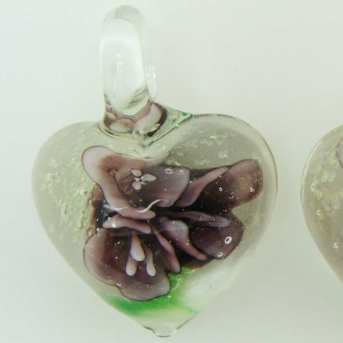 2 mini pendentifs coeur fleur violet 3 pétales 30mm breloque verre