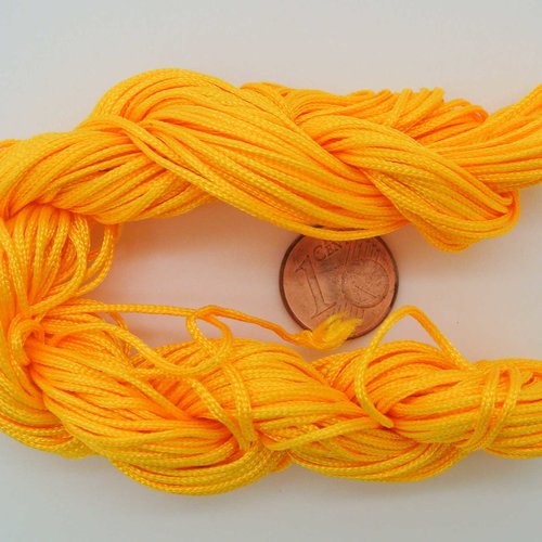 Fil nylon tressé jaune fonce écheveau 25m cordon 1mm
