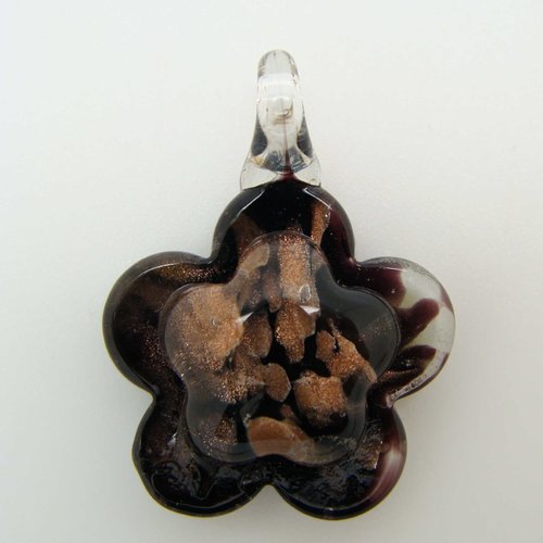 Pendentif petite fleur noire 5 pétales 27mm en verre lampwork pour création de bijoux collier
