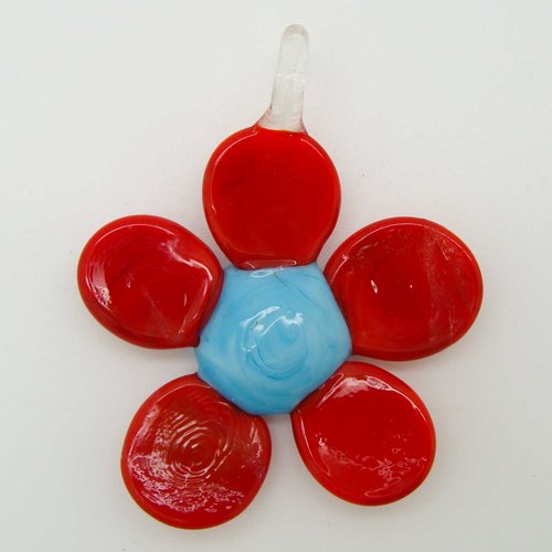 Pendentif fleur simple rouge et bleue 5 pétales 54mm en verre pour création de bijoux collier