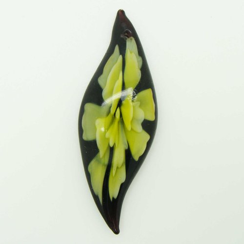 Pendentif feuille plate fleur jaune 62mm verre noir