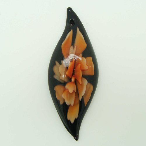 Pendentif feuille plate fleur orange 62mm verre noir
