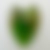 1 perle coeur 35 mm verre lampwork vert touches dorées