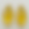 2 pendentifs gouttes 22mm verre simple facetté jaune foncé