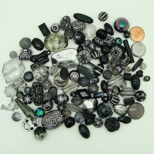 75 grammes perles acryliques teintes transparentes à noires mix formes et tailles