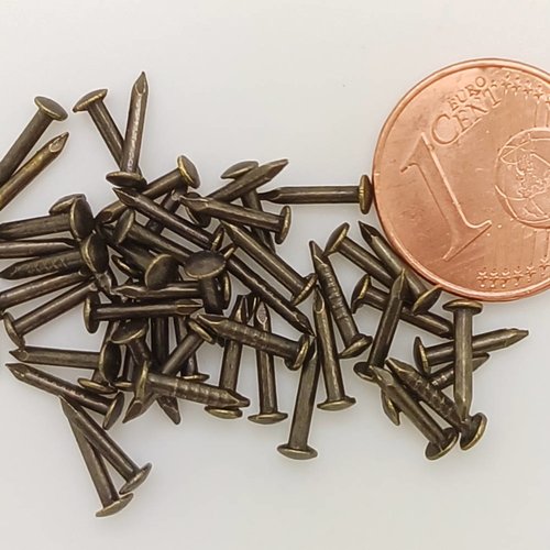 50 petits clous bronze 8mm pour cartonnage ou tableau de fil tendu