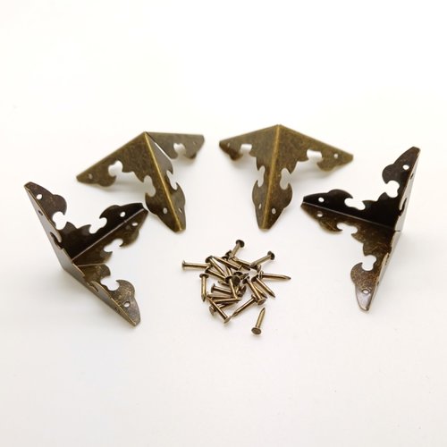 4 coins angles 3d 29mm avec clous metal bronze déco finitions