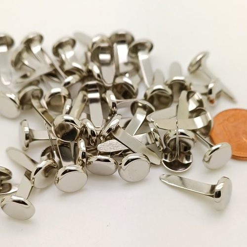 50 brads 16x8mm attaches parisiennes métal couleur argentée