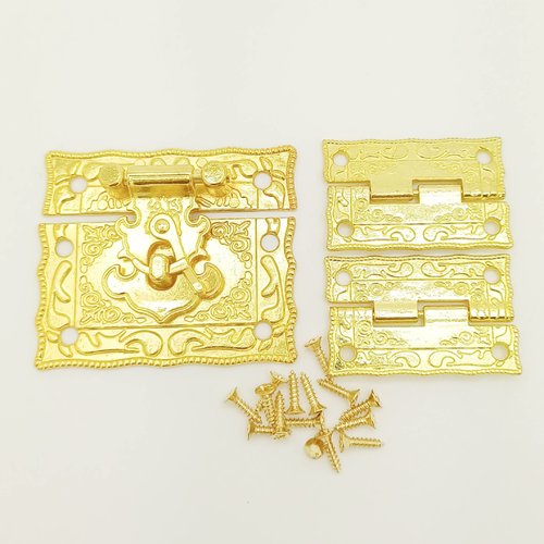 1 kit pour boite ou coffret 1 fermoir carré, 2 charnières et vis métal couleur dorée