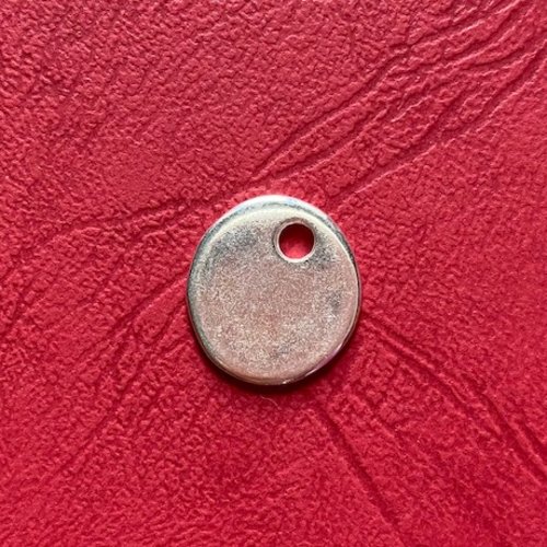 Médaille couleur argent diam 17mm