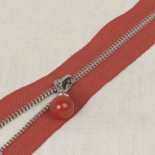 Fermeture non séparable avec perle et strass - 30 cm - rouge