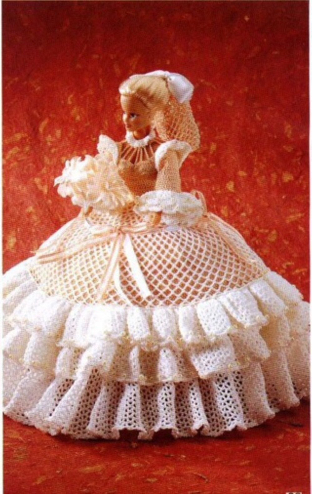 Modèle robe dentelle au crochet pour poupée barbie Un grand marché