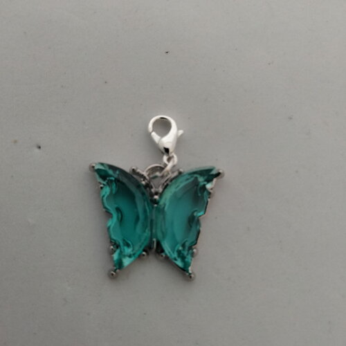 Pendentif papillon en cristal bleu turquoise sur plaqué argent avec fermoir en argent 925
