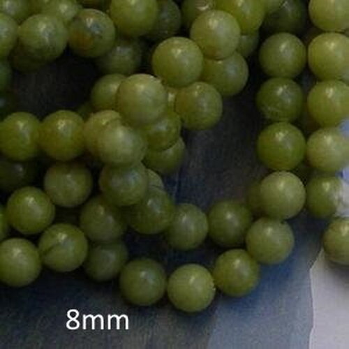 10 perles jade vertes , perles en pierre gemme , rondes de diamètre  8mm