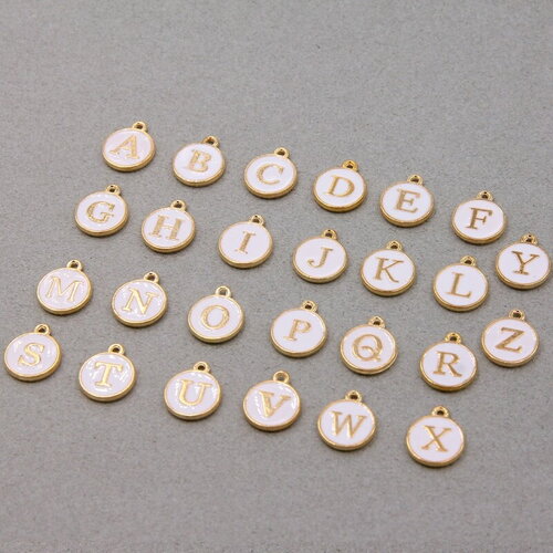 Breloque pendentif en nacre blanc double face, lettres de l'alphabet en or en relief