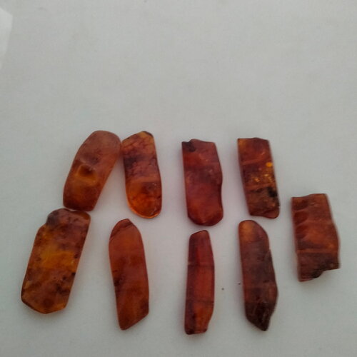 Cabochons perles pierres rectangulaires percées ambrés irrégulières ambre naturel de la baltique de haute qualité