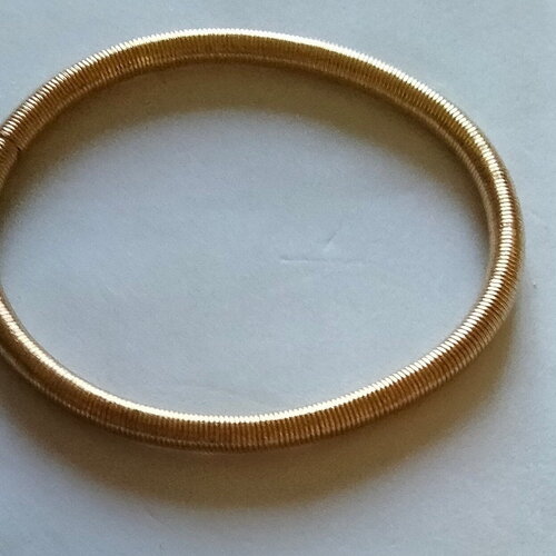 Bracelet rond doré léger acier extensible style boudhiste doré pour femmes,