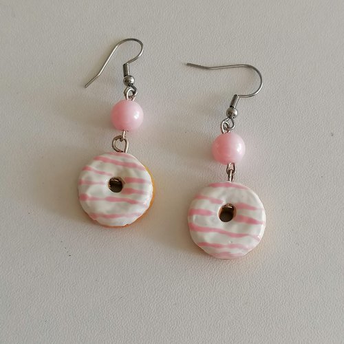 Boucle d'oreilles donuts blanc et rose en fimo- bijoux fantaisie - bijoux gourmand - idée cadeau