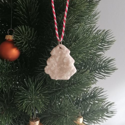 Décoration de noël sapin pailletté blanc en fimo