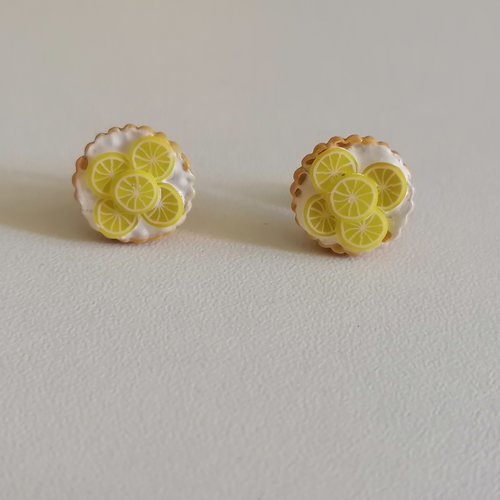 Boucles d'oreille puces tartelette au citron en fimo