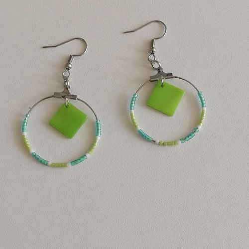 Boucle d'oreilles créole perle carré vert en perles miyuki