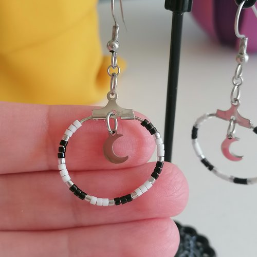 Boucle d'oreille créole lune en perles miyuki