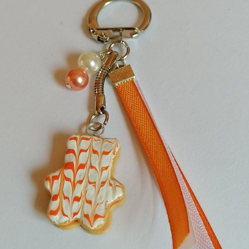 Porte clés biscuit ourson à l'orange avec glaçage mille feuille en fimo