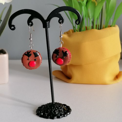 Boucle d'oreilles macaron tête de renne en fimo
