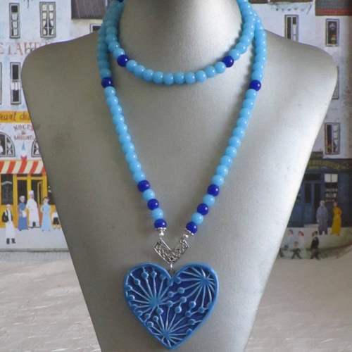 Collier de  perles pendentif coeur en céramique