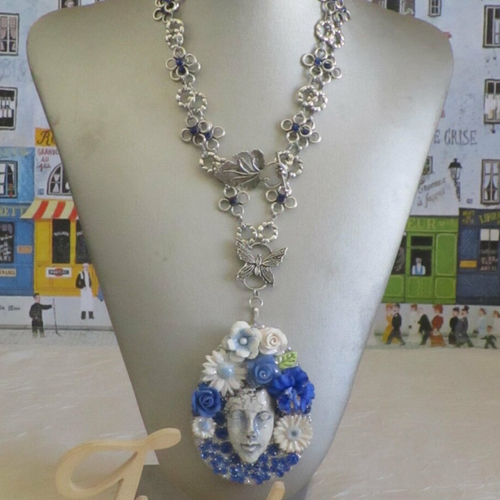 Collier pendentif  "un touareg usé par le désert"