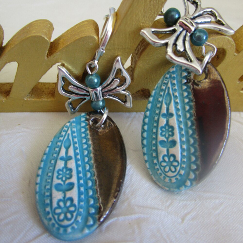 Boucles d’oreilles en métal argenté et céramique