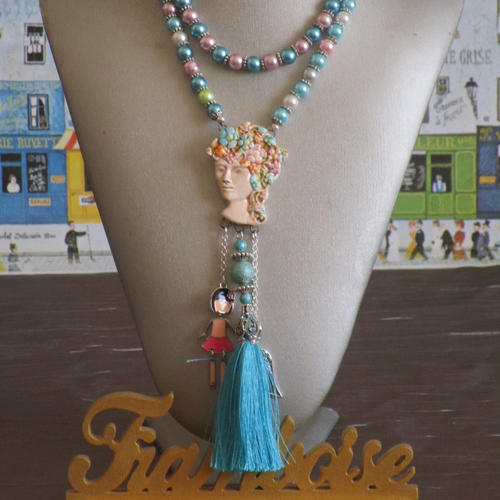 Collier de  perles pendentif céramique et perles de verre