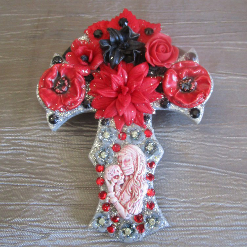 Collier pendentif série de grandes croix fleuries &quot;
