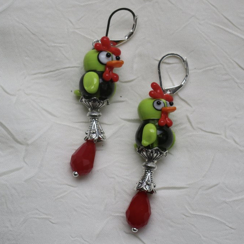 Ravissantes boucles d’oreilles en verre de murano et métal argenté