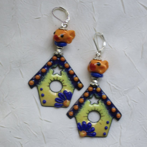 Ravissantes boucles d’oreilles en cuivre émaillé et perles en verre de murano