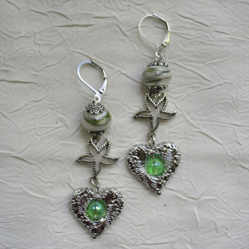 Ravissantes boucles d’oreilles en verre de murano et métal laqué