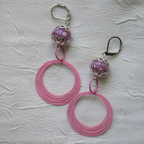 Ravissantes boucles d’oreilles en verre de murano et métal de couleur