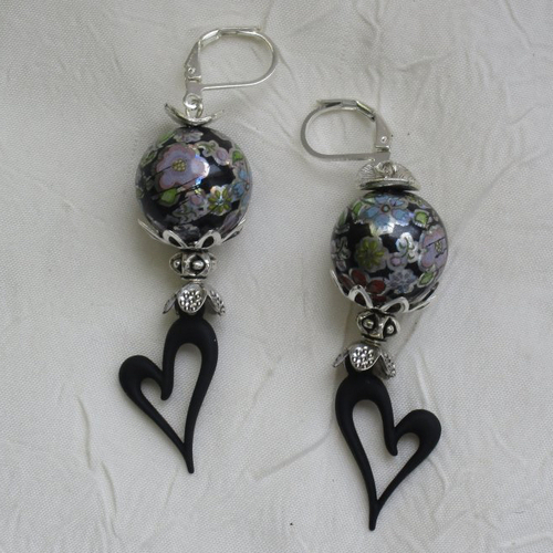 Ravissantes boucles d’oreilles en verre de murano et métal argenté