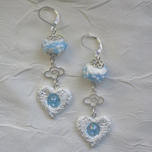 Ravissantes boucles d’oreilles en verre de murano et métal laqué